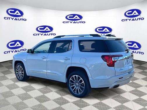 2021 GMC Acadia Denali