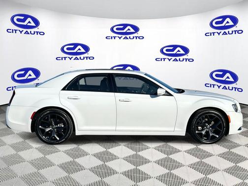 2023 Chrysler 300 S