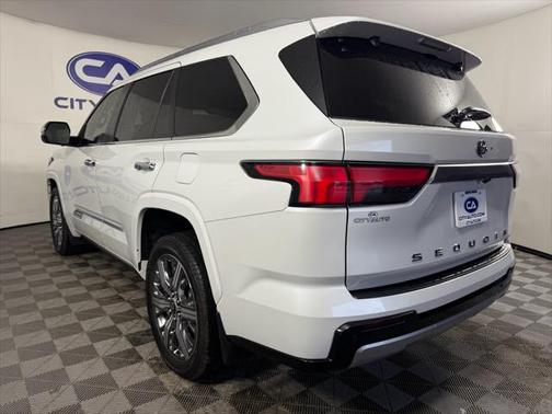 2025 Toyota Sequoia Base