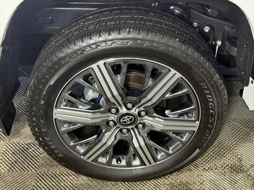2025 Toyota Sequoia Base