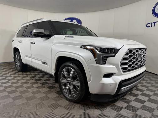 2025 Toyota Sequoia Base