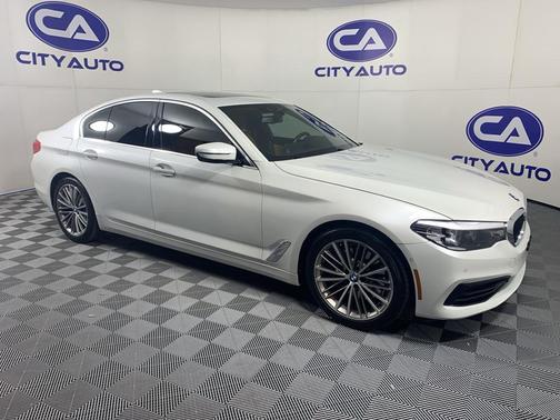 2019 BMW 530 530i