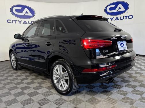 2017 Audi Q3 2.0T Premium