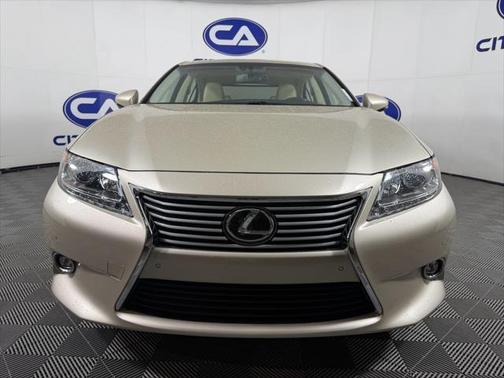 2015 Lexus ES 350 Crafted Line