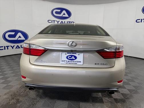 2015 Lexus ES 350 Crafted Line