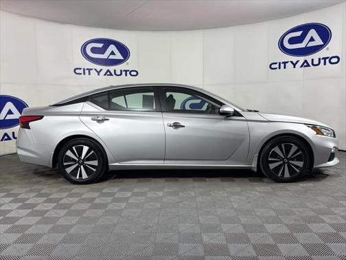 2021 Nissan Altima 2.5 SV