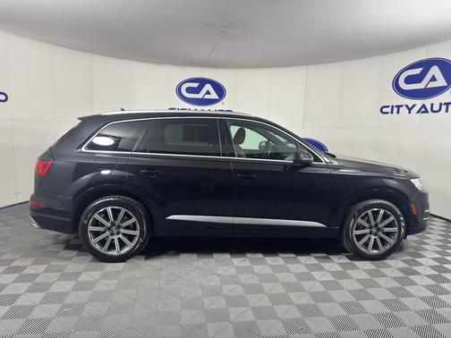 Orca Black Metallic 2018 Audi Q7 2.0T Premium Plus