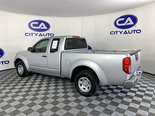 Brilliant Silver 2015 Nissan Frontier S