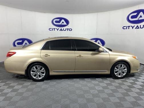 Sandy Beach Metallic 2011 Toyota Avalon Limited