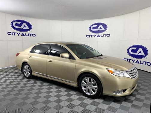 Sandy Beach Metallic 2011 Toyota Avalon Limited