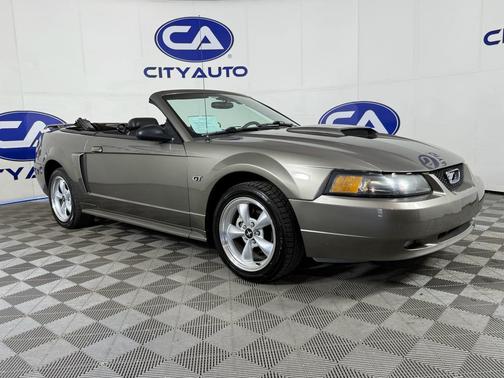 2002 Ford Mustang Base
