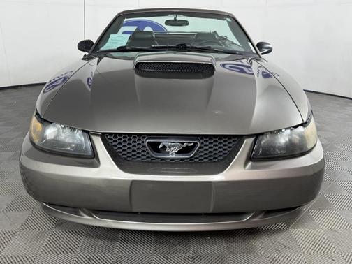 2002 Ford Mustang Base