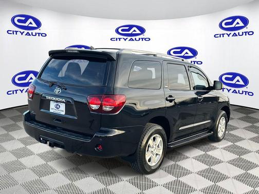 2019 Toyota Sequoia SR5