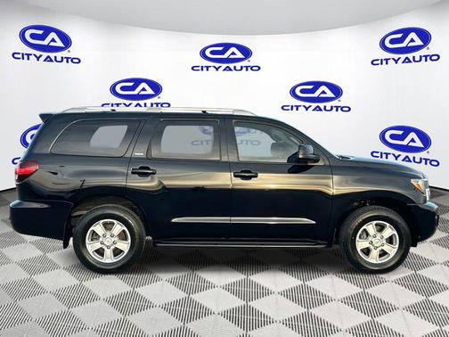 2019 Toyota Sequoia SR5