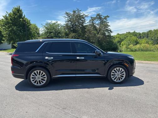 Becketts Black 2020 Hyundai PALISADE Limited