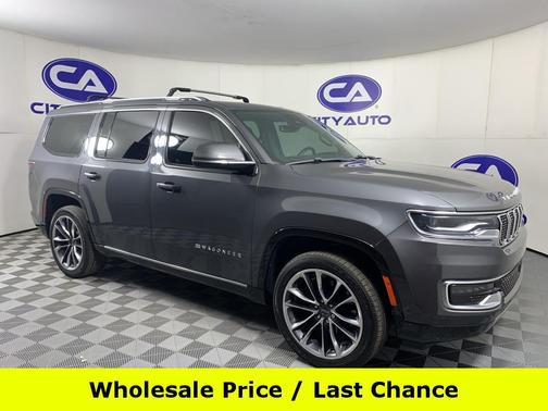 Baltic Gray Metallic Clearcoat 2022 Jeep Wagoneer Series III 4x2
