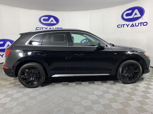 2023 Audi Q5 45 S line Premium Plus