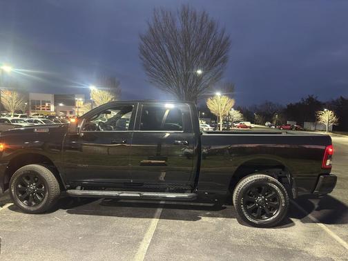 2024 RAM 2500 Big Horn Crew Cab 4x4 6'4' Box