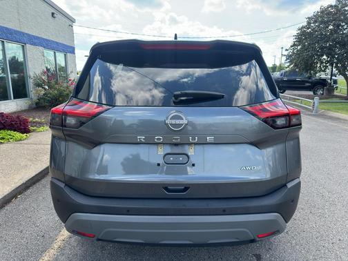 Gun Metallic 2023 Nissan Rogue S