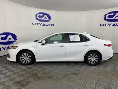 2020 Toyota Camry LE