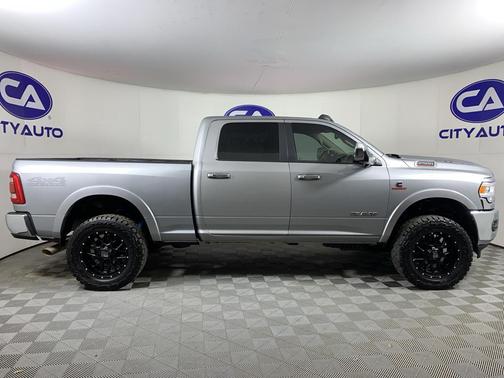 2021 RAM 2500 Laramie Crew Cab 4x4 6'4' Box