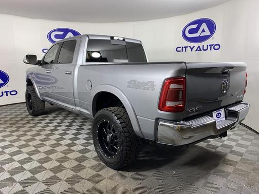 2021 RAM 2500 Laramie Crew Cab 4x4 6'4' Box