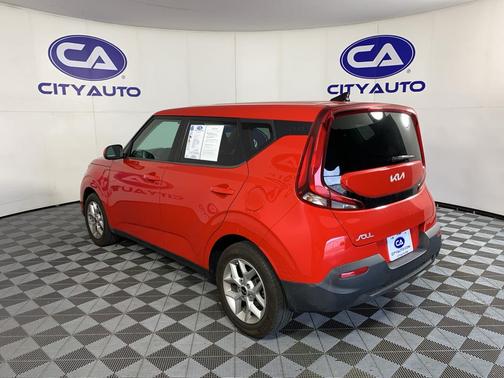Inferno Red 2022 Kia Soul LX