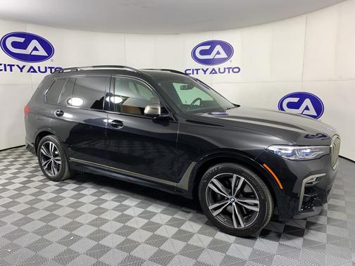 2021 BMW X7 M50i