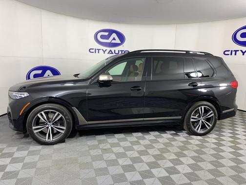 2021 BMW X7 M50i