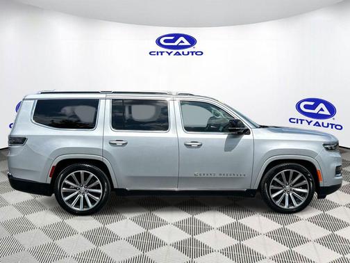 Silver Zynith 2023 Jeep Grand Wagoneer 4x4