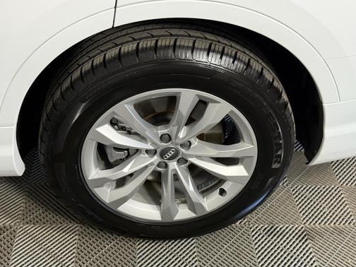 2017 Audi Q7 3.0T Premium