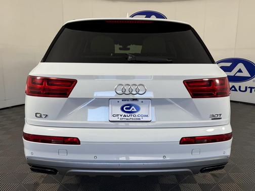 2017 Audi Q7 3.0T Premium