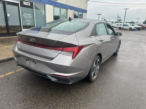 Fluid Metal 2021 Hyundai ELANTRA SEL