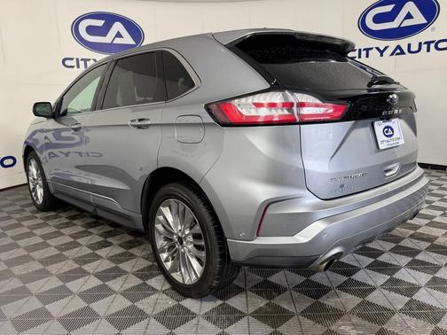 2021 Ford Edge Titanium