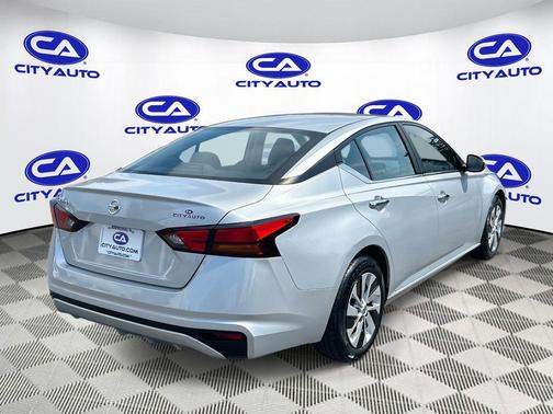 2022 Nissan Altima S FWD