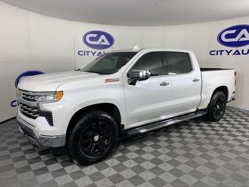 Iridescent Pearl Tricoat 2022 Chevrolet Silverado 1500 LTZ