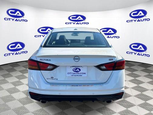 2023 Nissan Altima SR FWD