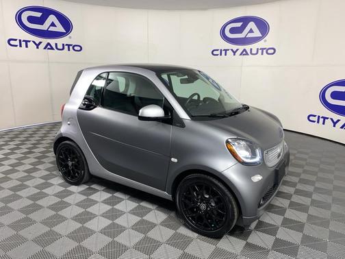 Titania Grey (Matte) 2016 smart ForTwo prime