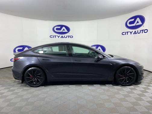 2024 Tesla Model 3 Performance