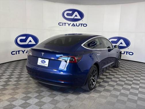2019 Tesla Model 3 Standard Range