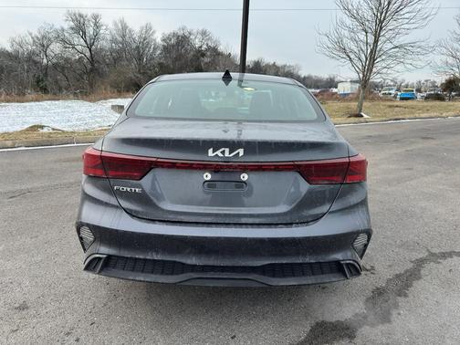 2022 Kia Forte LXS