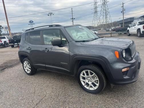 2022 Jeep Renegade Latitude