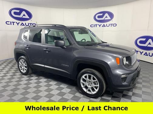 Graphite Gray 2022 Jeep Renegade Latitude