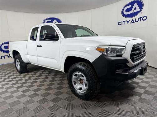 2018 Toyota Tacoma SR