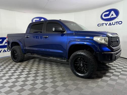 2014 Toyota Tundra SR5