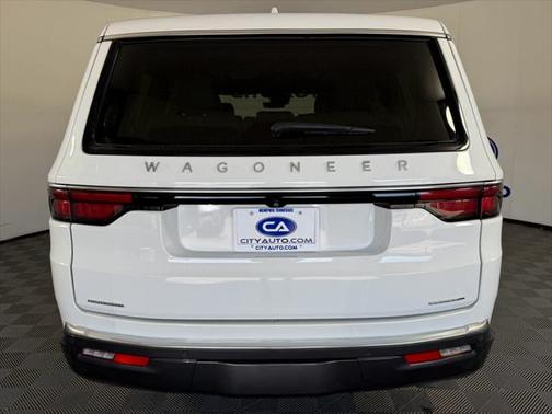 2022 Jeep Wagoneer Series III 4x4