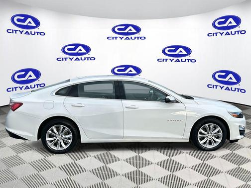 2022 Chevrolet Malibu FWD LT
