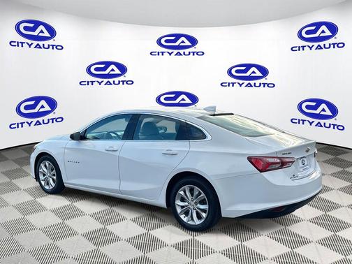 2022 Chevrolet Malibu FWD LT