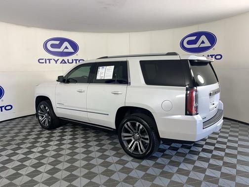 White Frost Tricoat 2020 GMC Yukon Denali