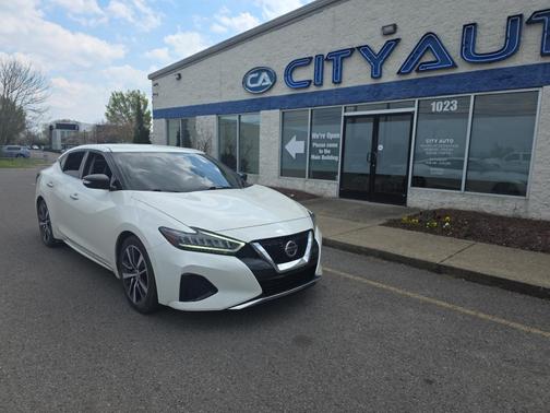 Pearl White Tricoat 2022 Nissan Maxima SV Xtronic CVT